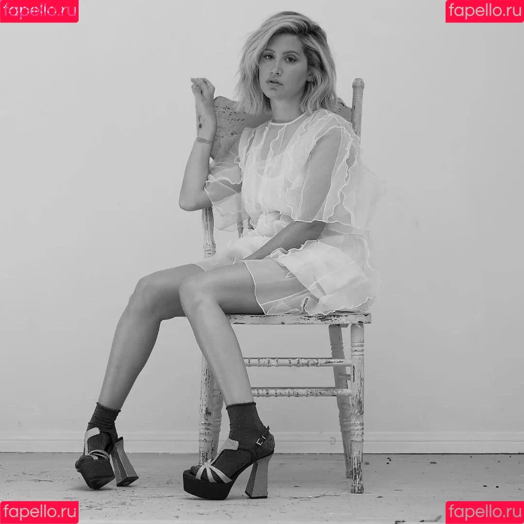 Ashley Tisdale / ashleytisdale Onlyfans Photo Gallery 