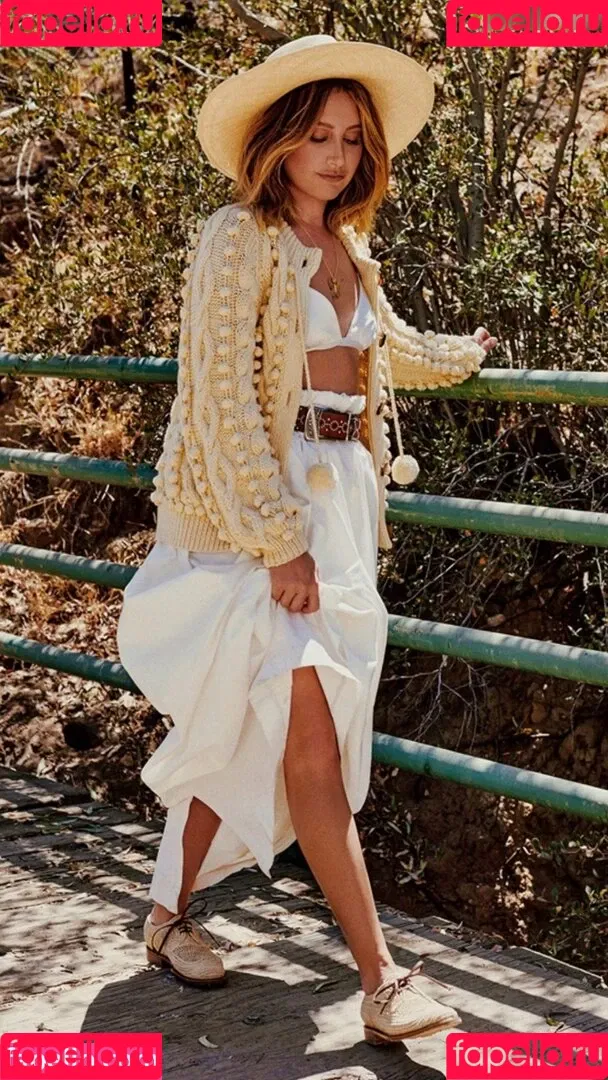 Ashley Tisdale / ashleytisdale Onlyfans Photo Gallery 