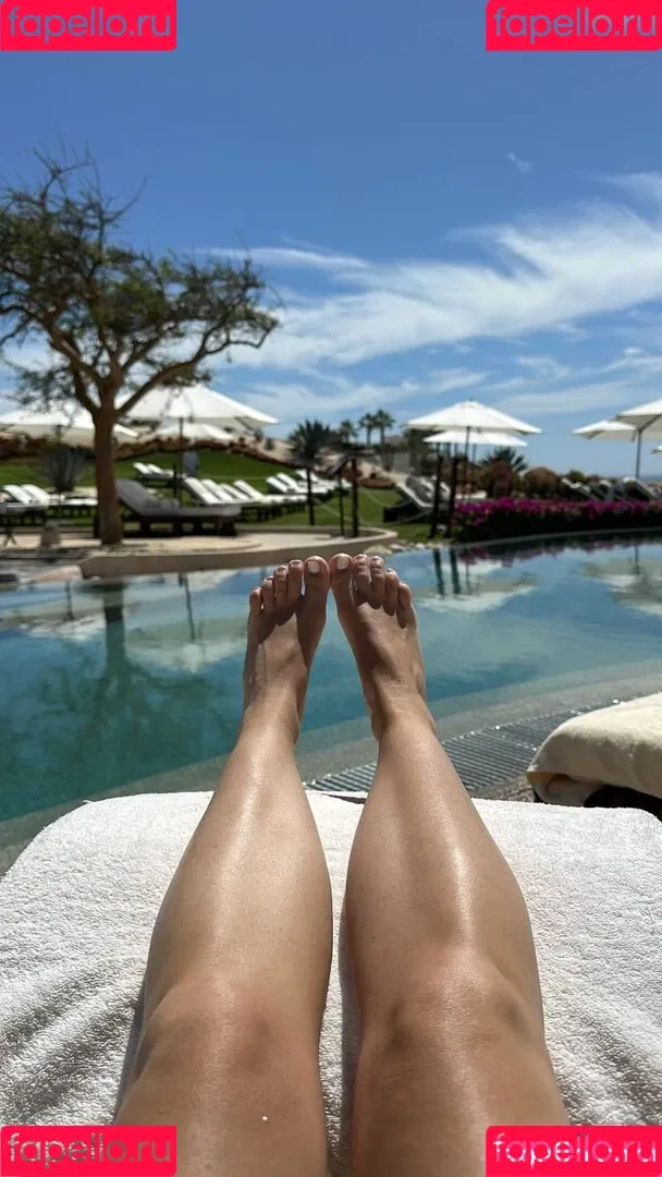 Ashley Tisdale / ashleytisdale Onlyfans Photo Gallery 