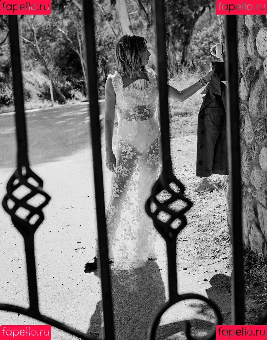 Ashley Tisdale / ashleytisdale Onlyfans Photo Gallery 