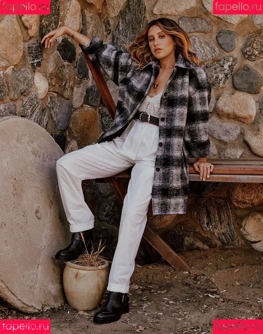 Ashley Tisdale / ashleytisdale Onlyfans Photo Gallery 