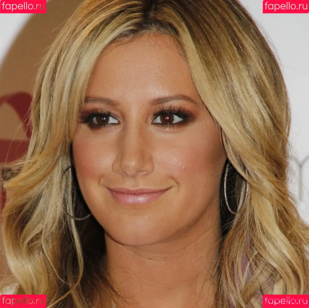 Ashley Tisdale / ashleytisdale Onlyfans Photo Gallery 