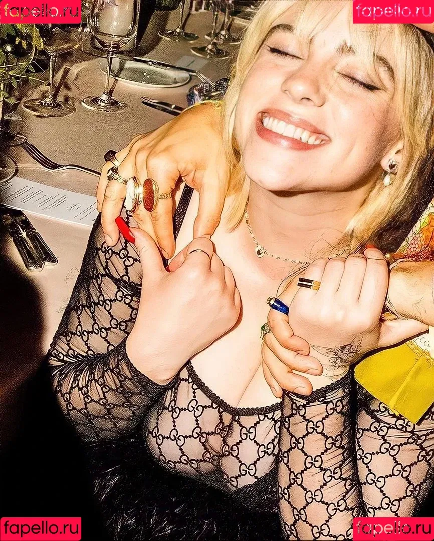 Billie Eilish / Fake / billeeilish / billieeilish Onlyfans Photo Gallery 
