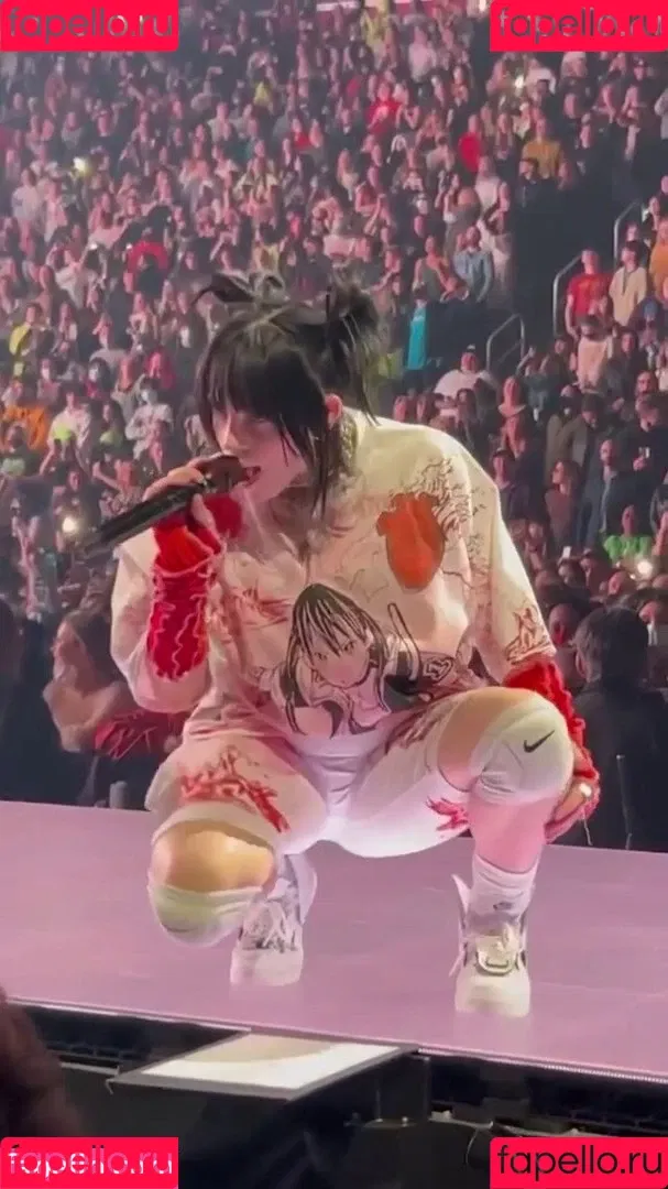 Billie Eilish / Fake / billeeilish / billieeilish Onlyfans Photo Gallery 
