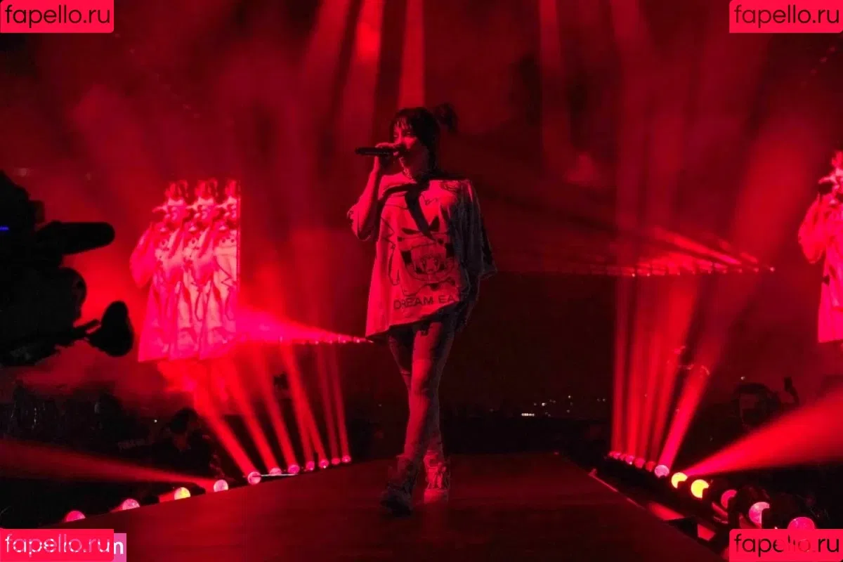 Billie Eilish / Fake / billeeilish / billieeilish Onlyfans Photo Gallery 