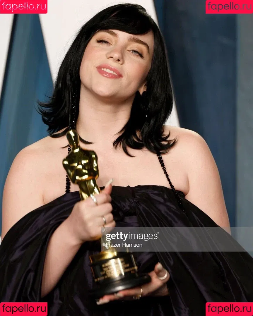 Billie Eilish / Fake / billeeilish / billieeilish Onlyfans Photo Gallery 