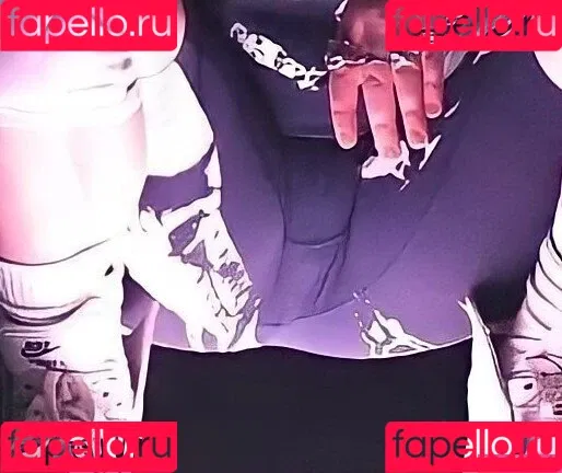 Billie Eilish / Fake / billeeilish / billieeilish Onlyfans Photo Gallery 