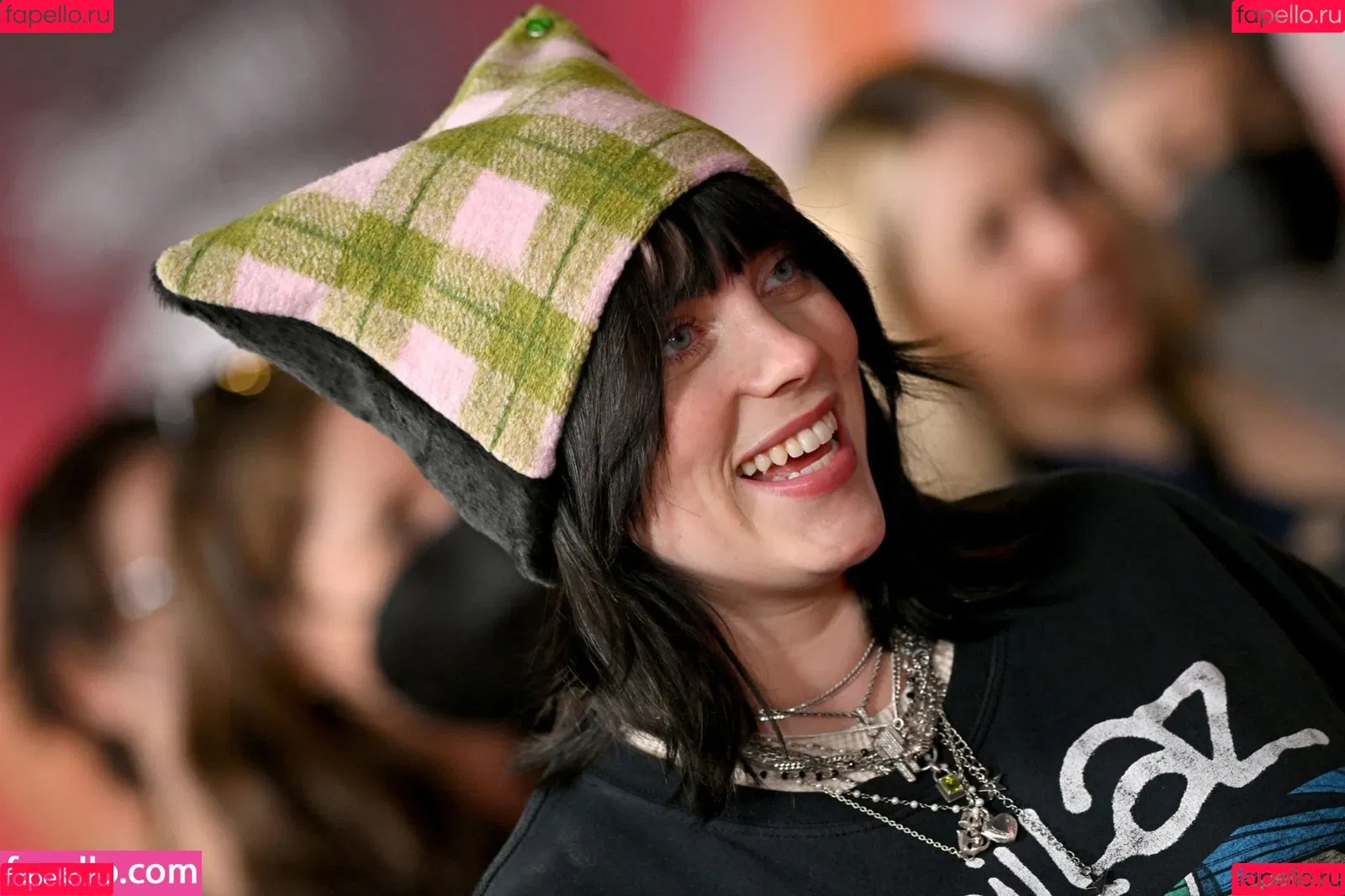 Billie Eilish / Fake / billeeilish / billieeilish Onlyfans Photo Gallery 