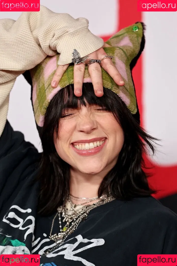 Billie Eilish / Fake / billeeilish / billieeilish Onlyfans Photo Gallery 
