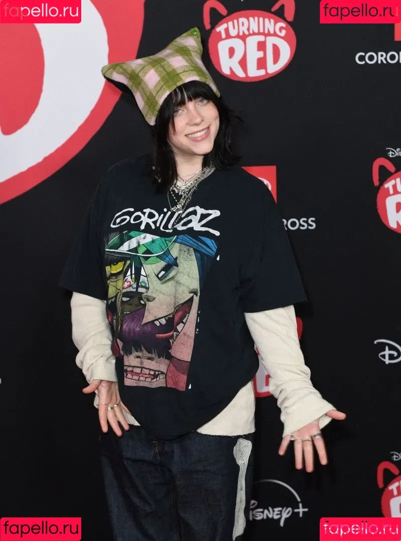 Billie Eilish / Fake / billeeilish / billieeilish Onlyfans Photo Gallery 