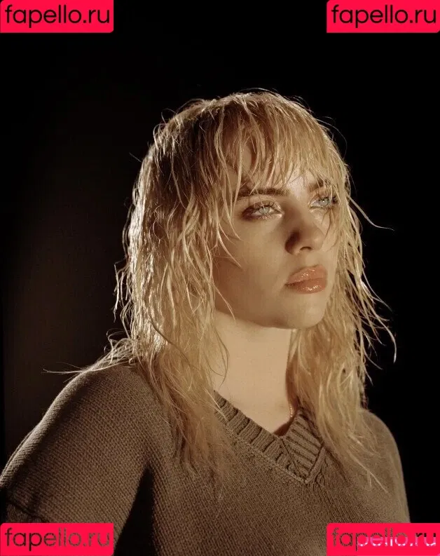 Billie Eilish / Fake / billeeilish / billieeilish Onlyfans Photo Gallery 