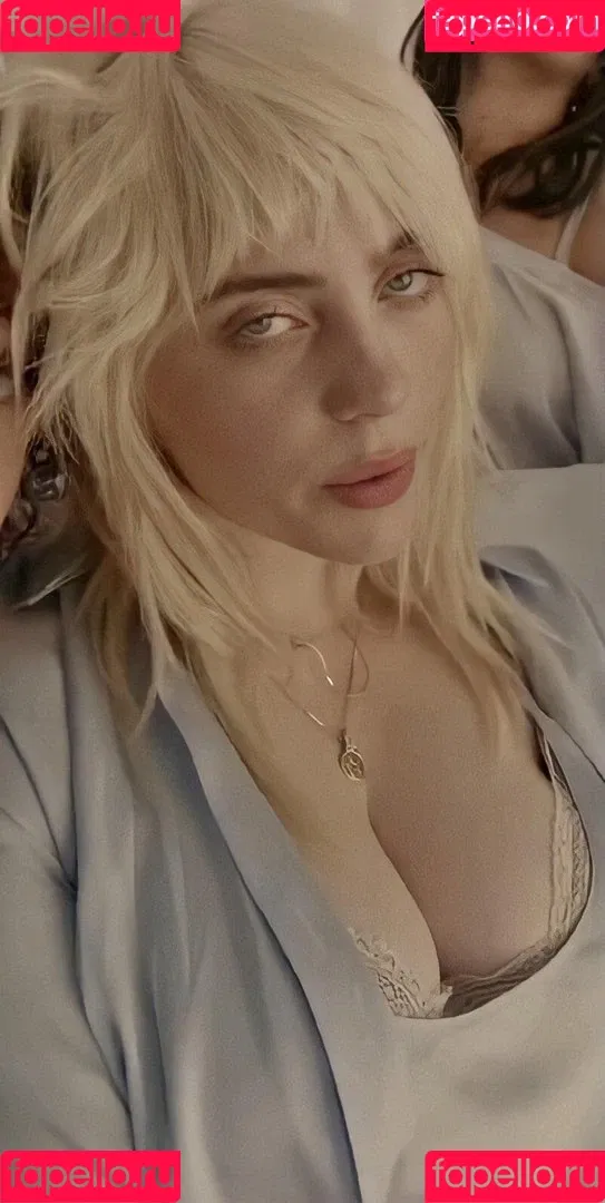 Billie Eilish / Fake / billeeilish / billieeilish Onlyfans Photo Gallery 