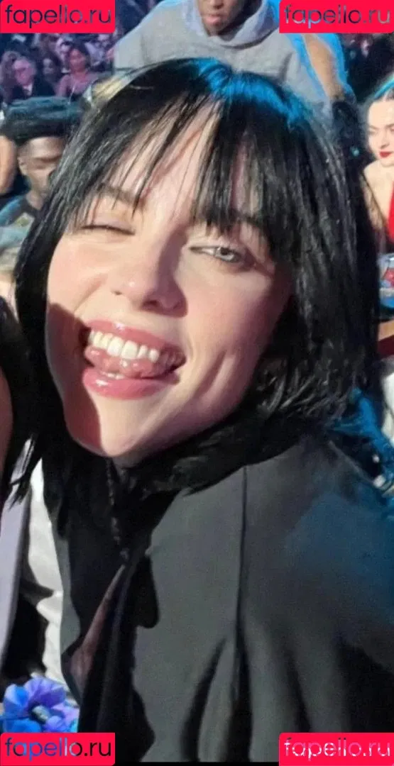 Billie Eilish / Fake / billeeilish / billieeilish Onlyfans Photo Gallery 