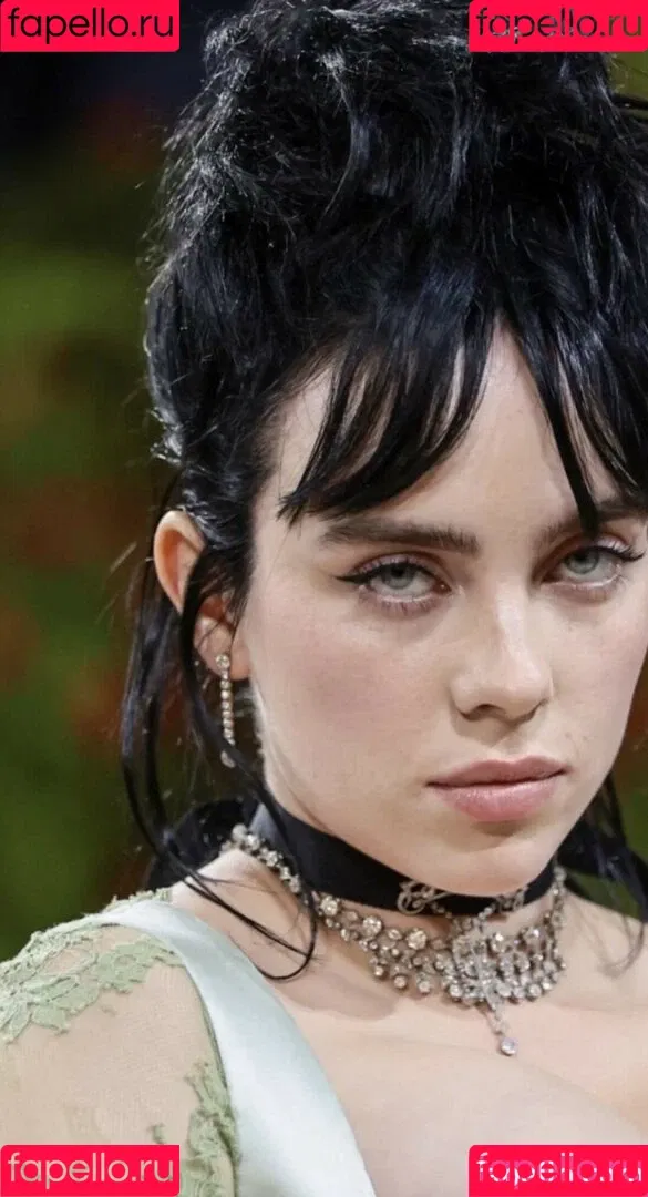 Billie Eilish / Fake / billeeilish / billieeilish Onlyfans Photo Gallery 