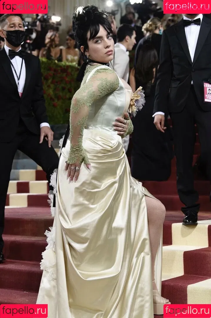 Billie Eilish / Fake / billeeilish / billieeilish Onlyfans Photo Gallery 