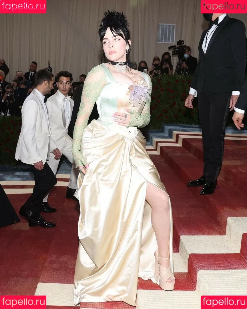 Billie Eilish / Fake / billeeilish / billieeilish Onlyfans Photo Gallery 