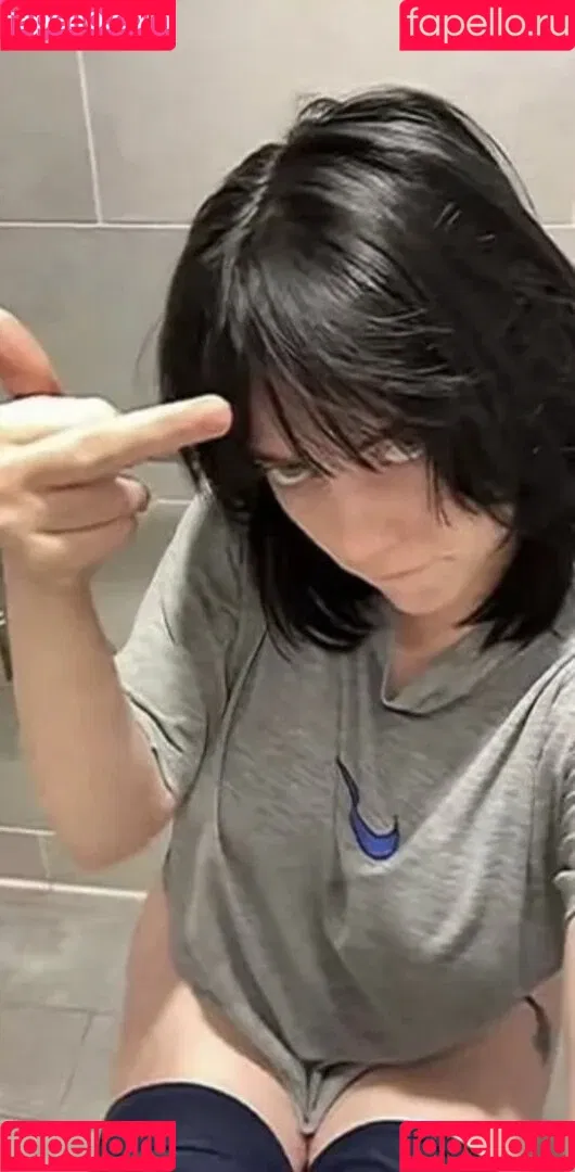Billie Eilish / Fake / billeeilish / billieeilish Onlyfans Photo Gallery 