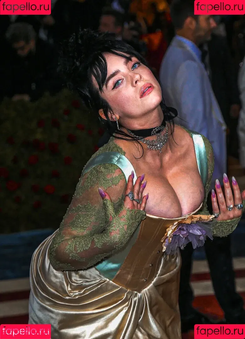 Billie Eilish / Fake / billeeilish / billieeilish Onlyfans Photo Gallery 