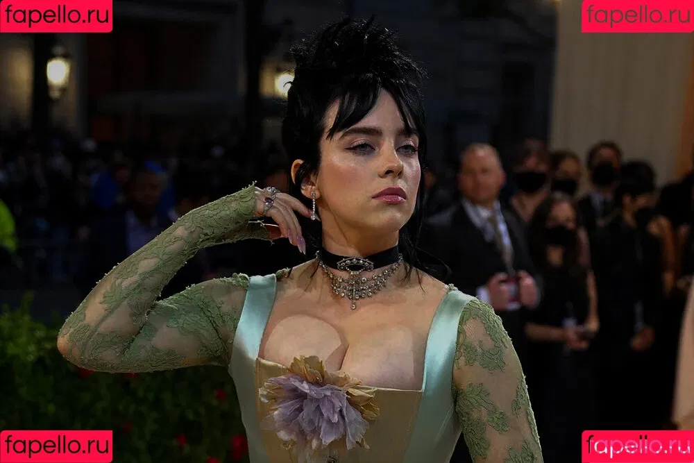 Billie Eilish / Fake / billeeilish / billieeilish Onlyfans Photo Gallery 