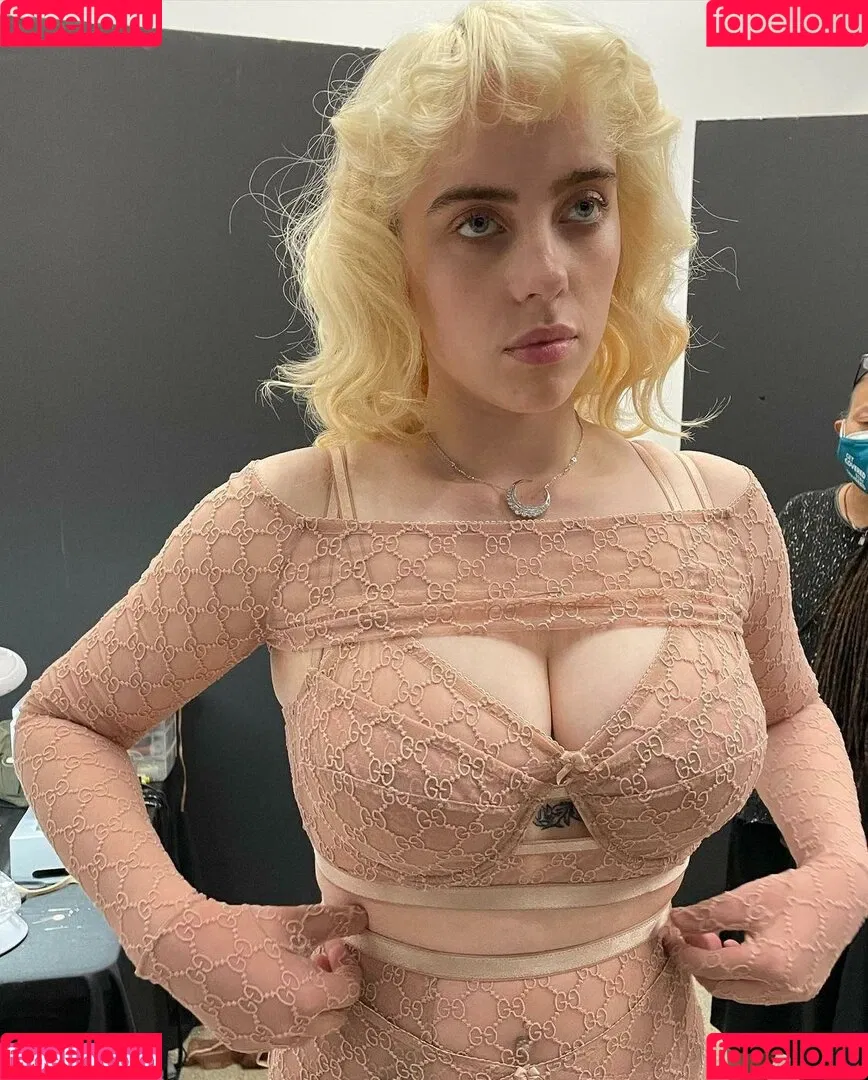 Billie Eilish / Fake / billeeilish / billieeilish Onlyfans Photo Gallery 