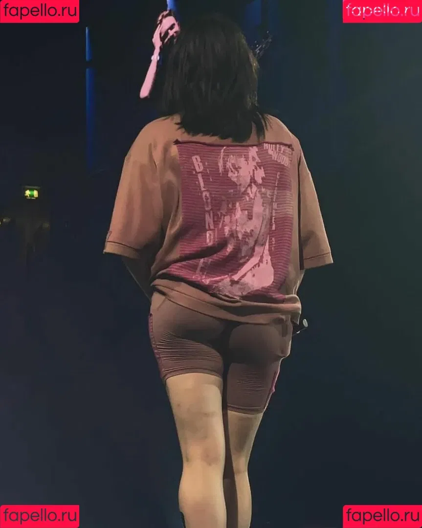 Billie Eilish / Fake / billeeilish / billieeilish Onlyfans Photo Gallery 