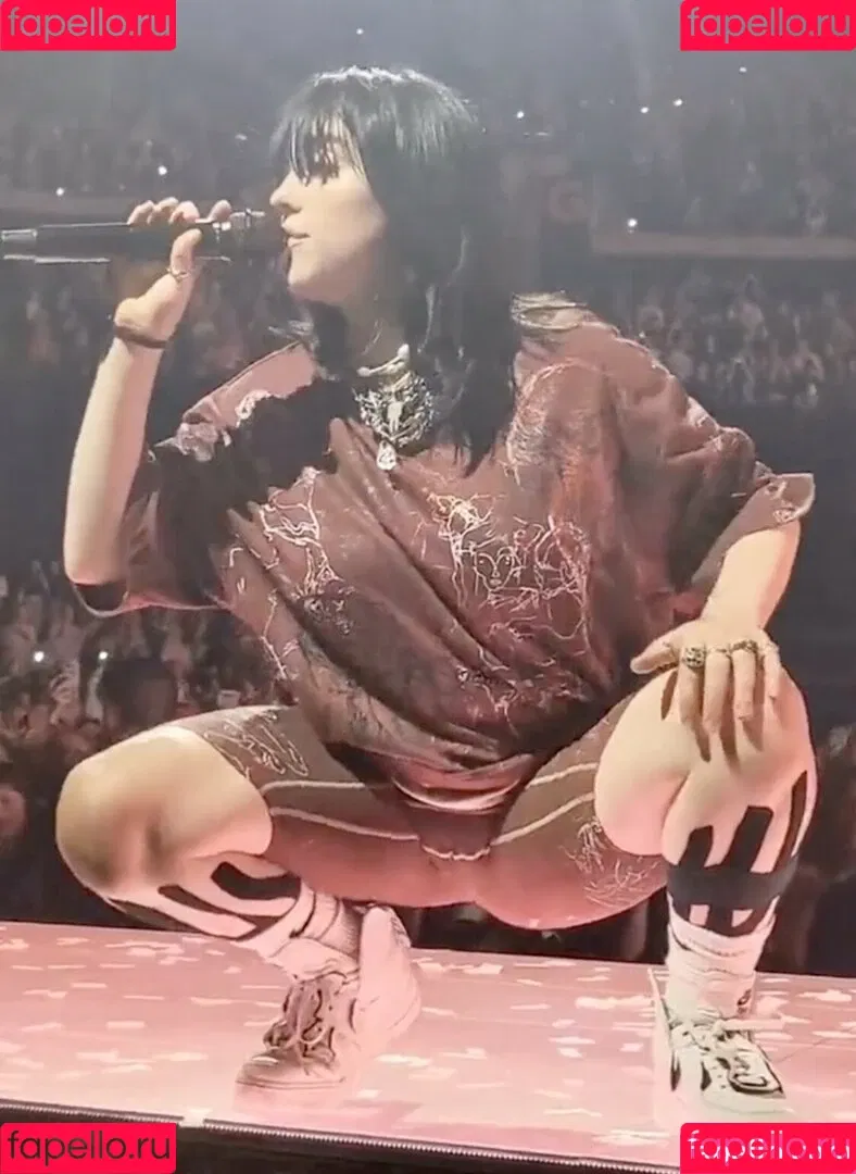 Billie Eilish / Fake / billeeilish / billieeilish Onlyfans Photo Gallery 