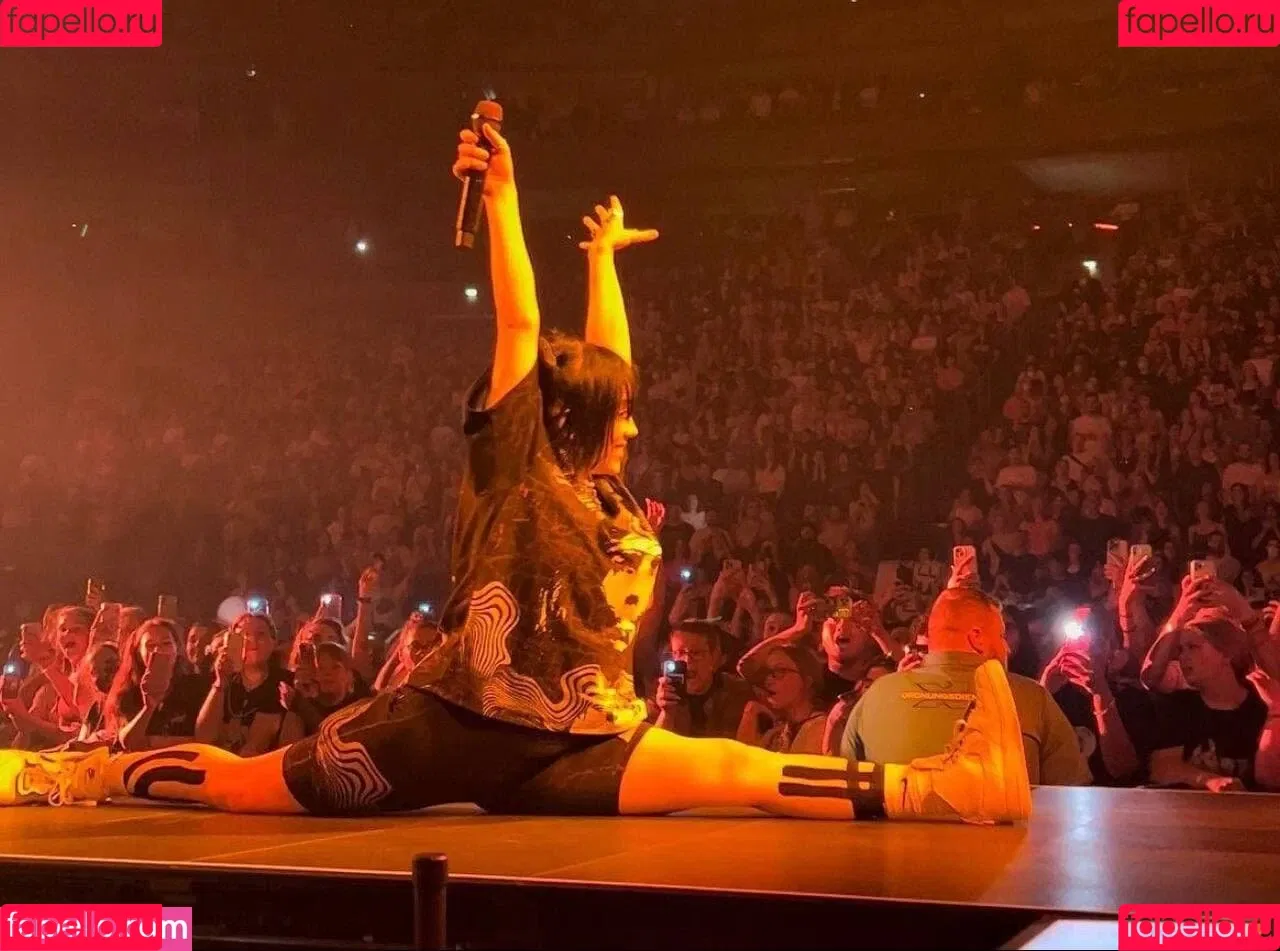 Billie Eilish / Fake / billeeilish / billieeilish Onlyfans Photo Gallery 