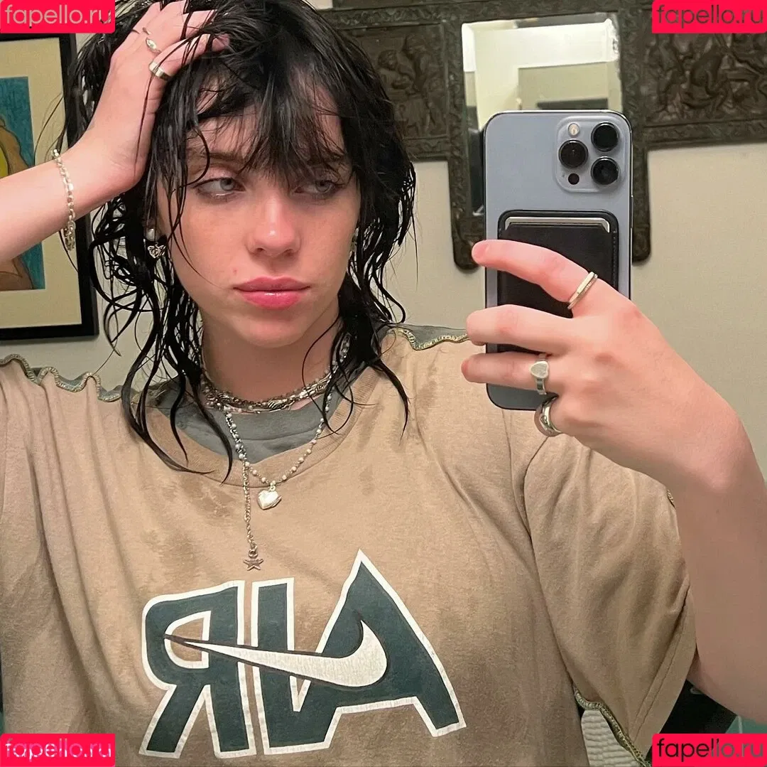 Billie Eilish / Fake / billeeilish / billieeilish Onlyfans Photo Gallery 