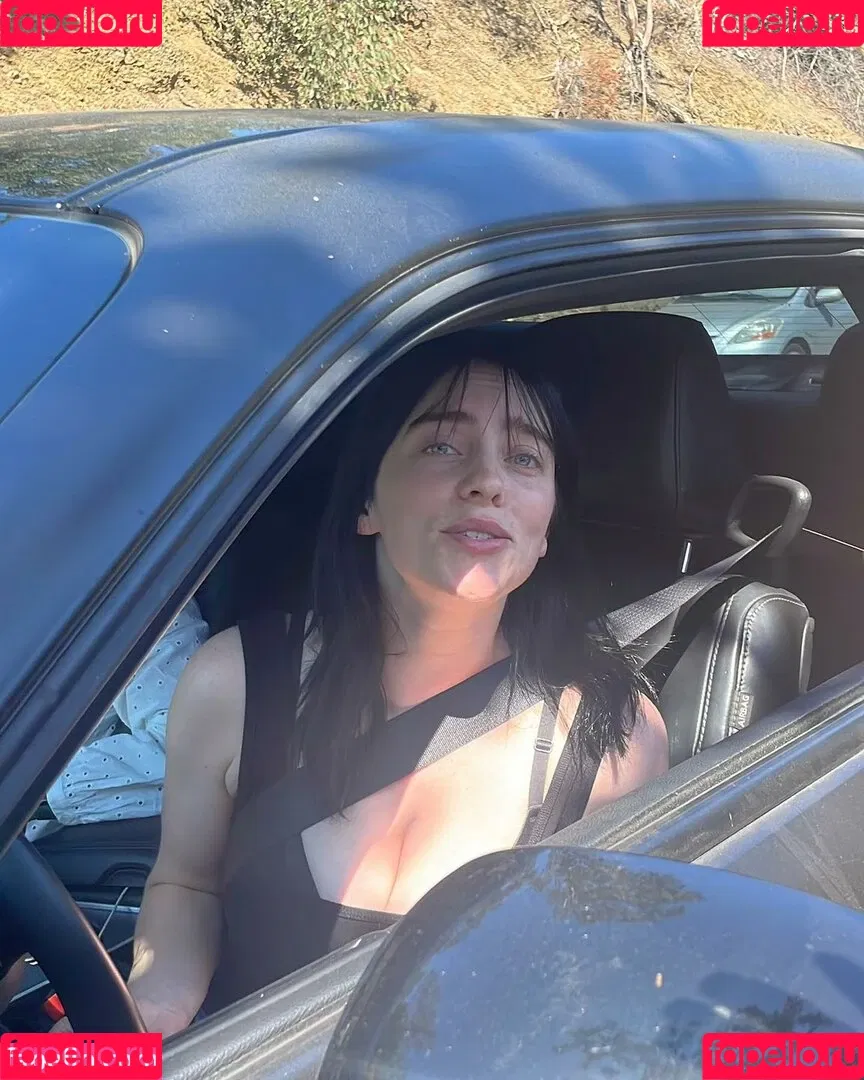 Billie Eilish / Fake / billeeilish / billieeilish Onlyfans Photo Gallery 