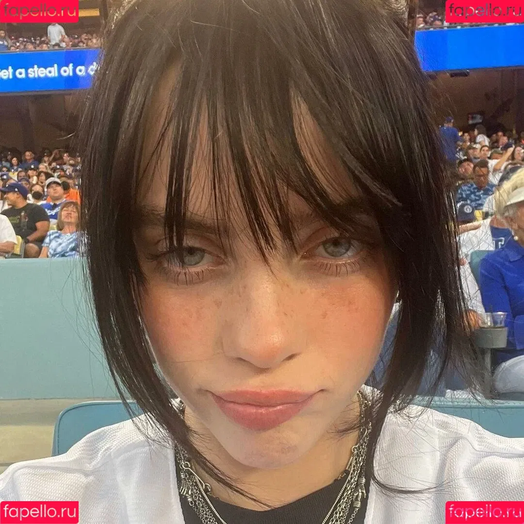 Billie Eilish / Fake / billeeilish / billieeilish Onlyfans Photo Gallery 