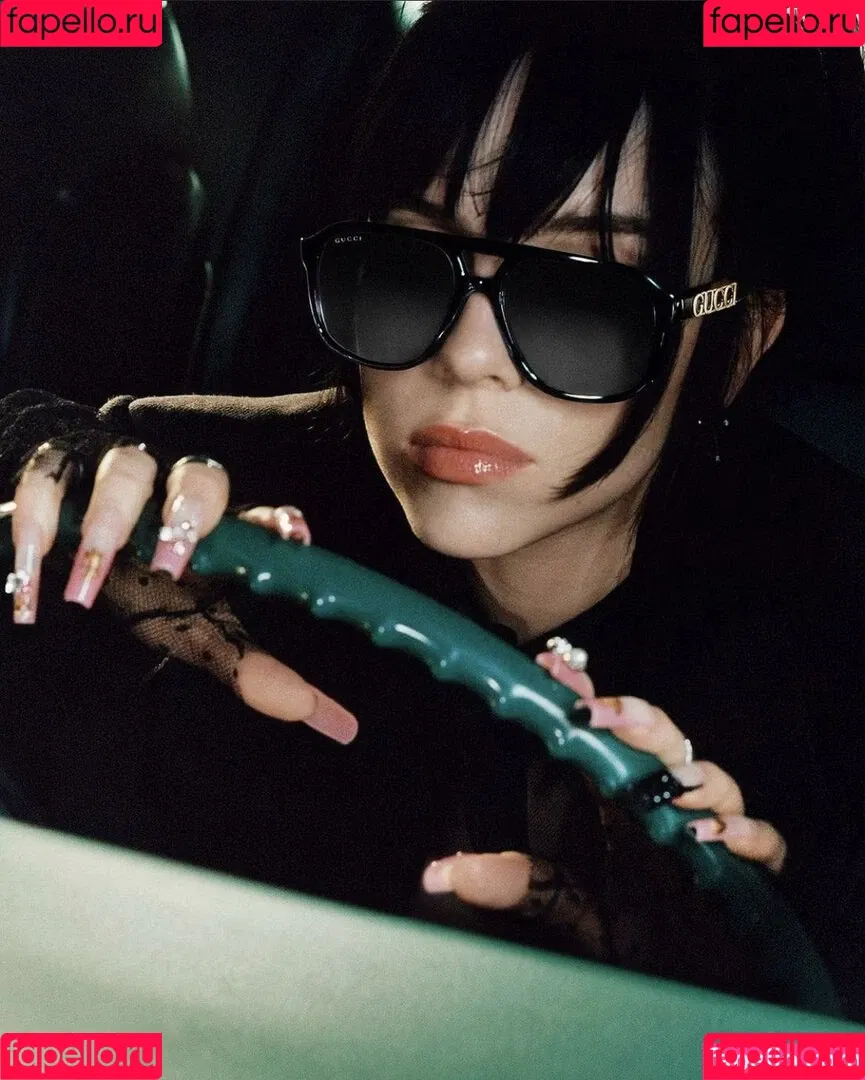 Billie Eilish / Fake / billeeilish / billieeilish Onlyfans Photo Gallery 