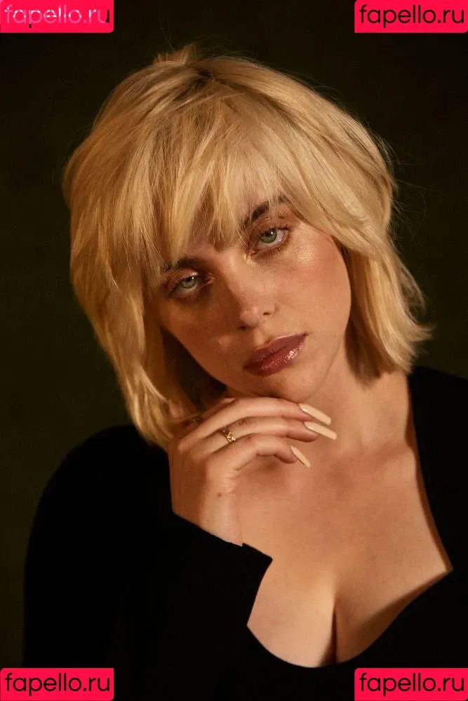 Billie Eilish / Fake / billeeilish / billieeilish Onlyfans Photo Gallery 