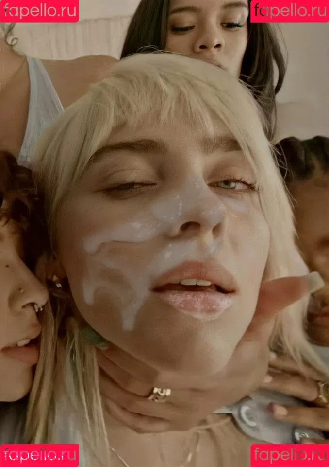 Billie Eilish / Fake / billeeilish / billieeilish Onlyfans Photo Gallery 