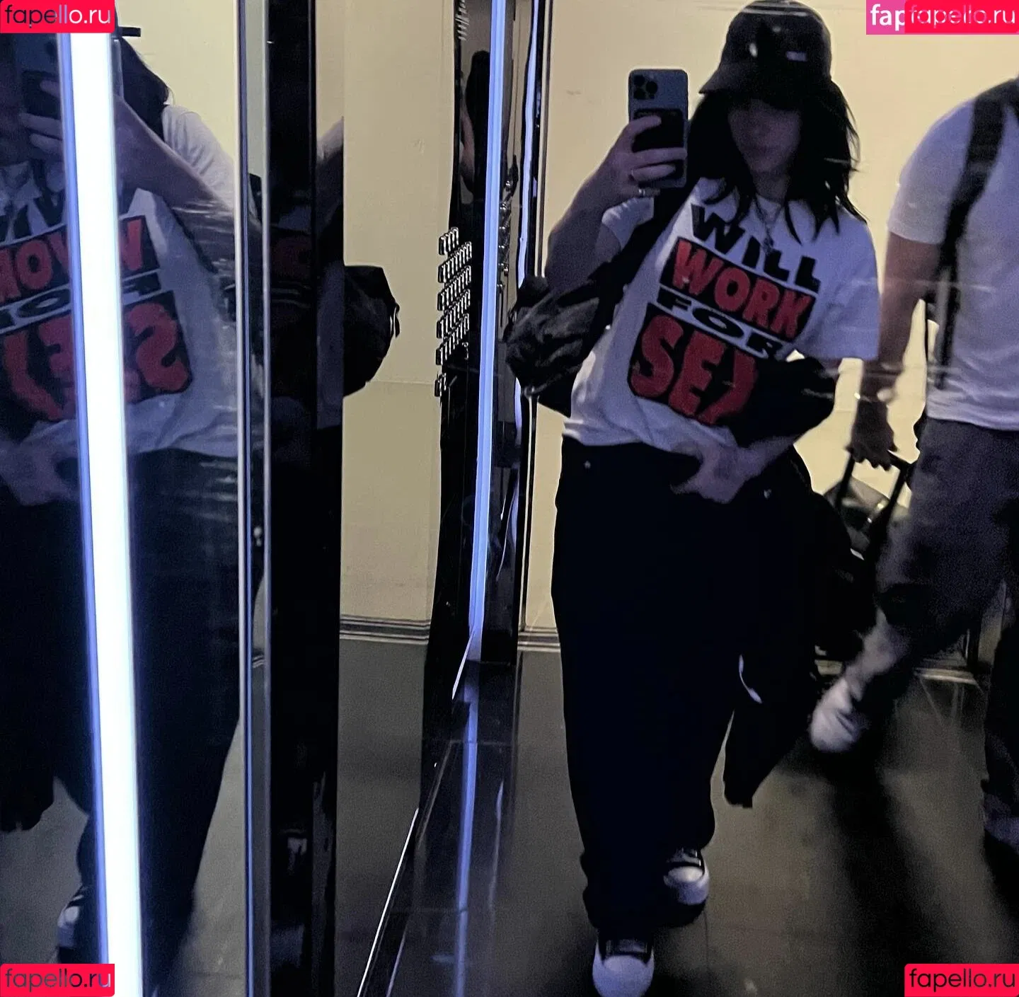 Billie Eilish / Fake / billeeilish / billieeilish Onlyfans Photo Gallery 