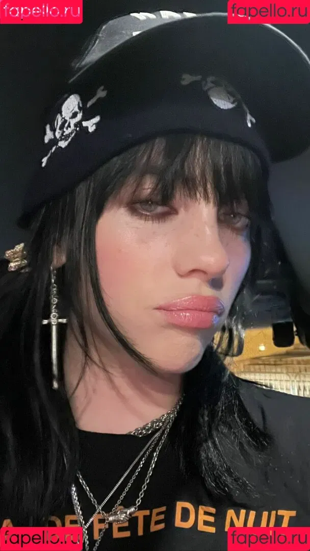 Billie Eilish / Fake / billeeilish / billieeilish Onlyfans Photo Gallery 
