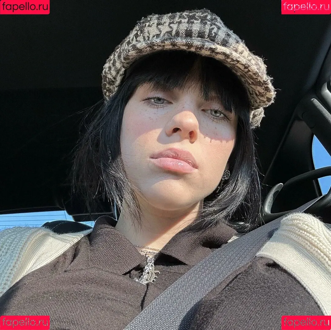Billie Eilish / Fake / billeeilish / billieeilish Onlyfans Photo Gallery 