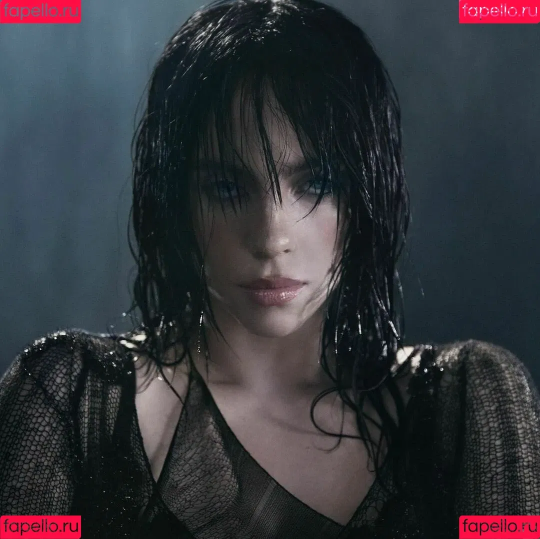 Billie Eilish / Fake / billeeilish / billieeilish Onlyfans Photo Gallery 