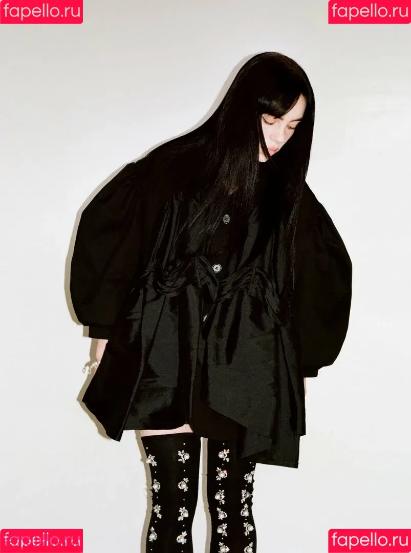 Billie Eilish / Fake / billeeilish / billieeilish Onlyfans Photo Gallery 