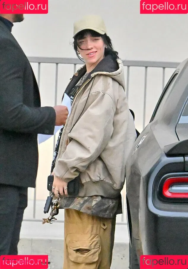 Billie Eilish / Fake / billeeilish / billieeilish Onlyfans Photo Gallery 
