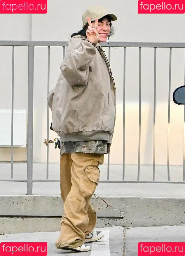 Billie Eilish / Fake / billeeilish / billieeilish Onlyfans Photo Gallery 