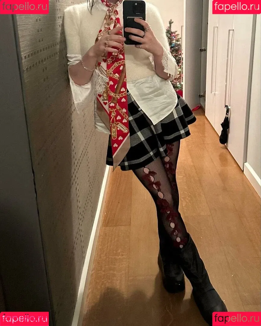 Billie Eilish / Fake / billeeilish / billieeilish Onlyfans Photo Gallery 