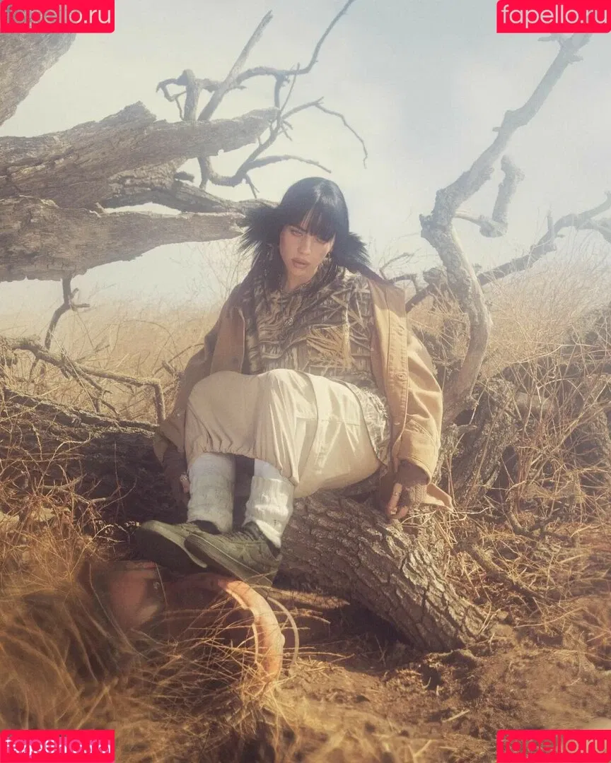 Billie Eilish / Fake / billeeilish / billieeilish Onlyfans Photo Gallery 