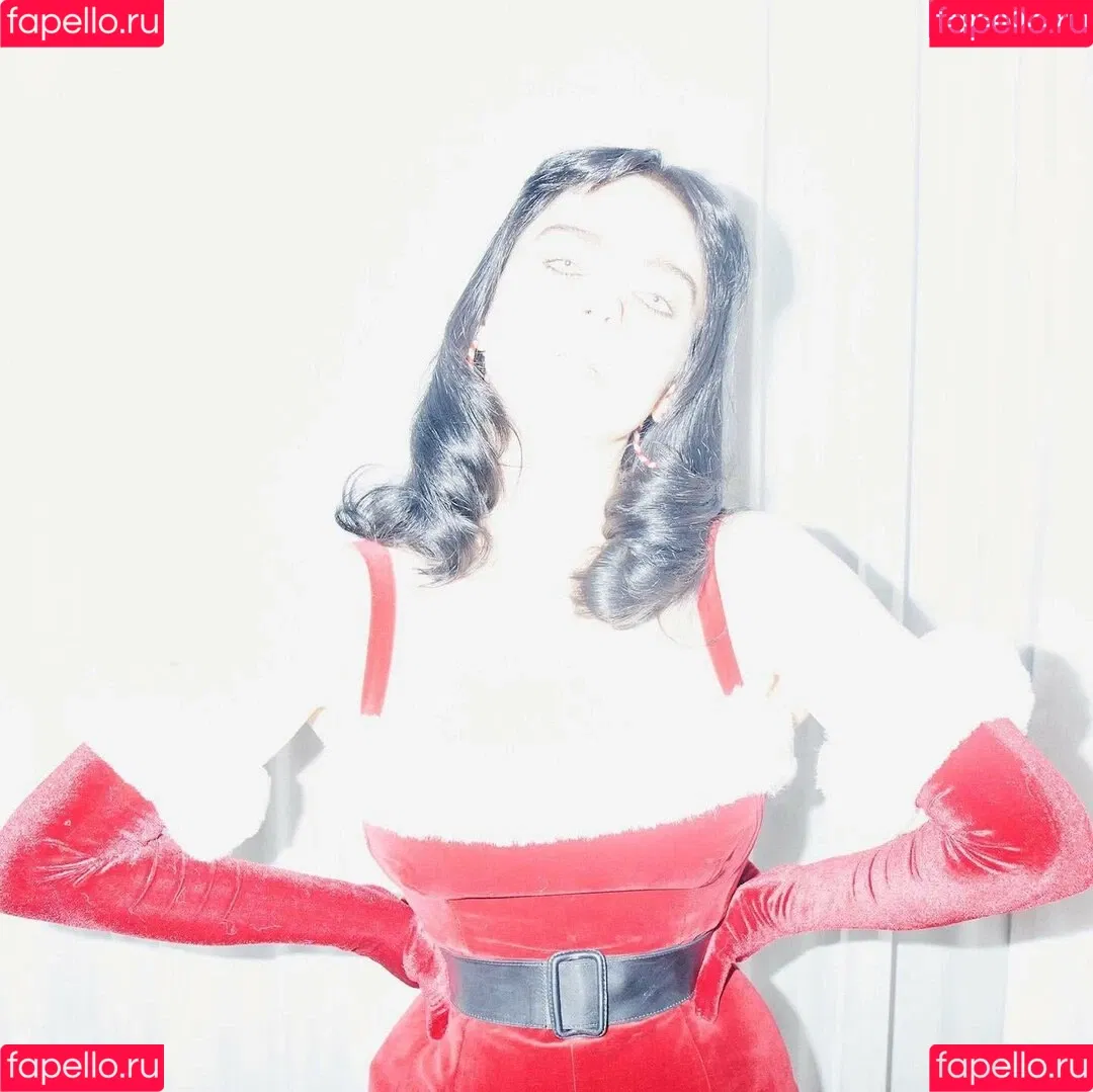 Billie Eilish / Fake / billeeilish / billieeilish Onlyfans Photo Gallery 