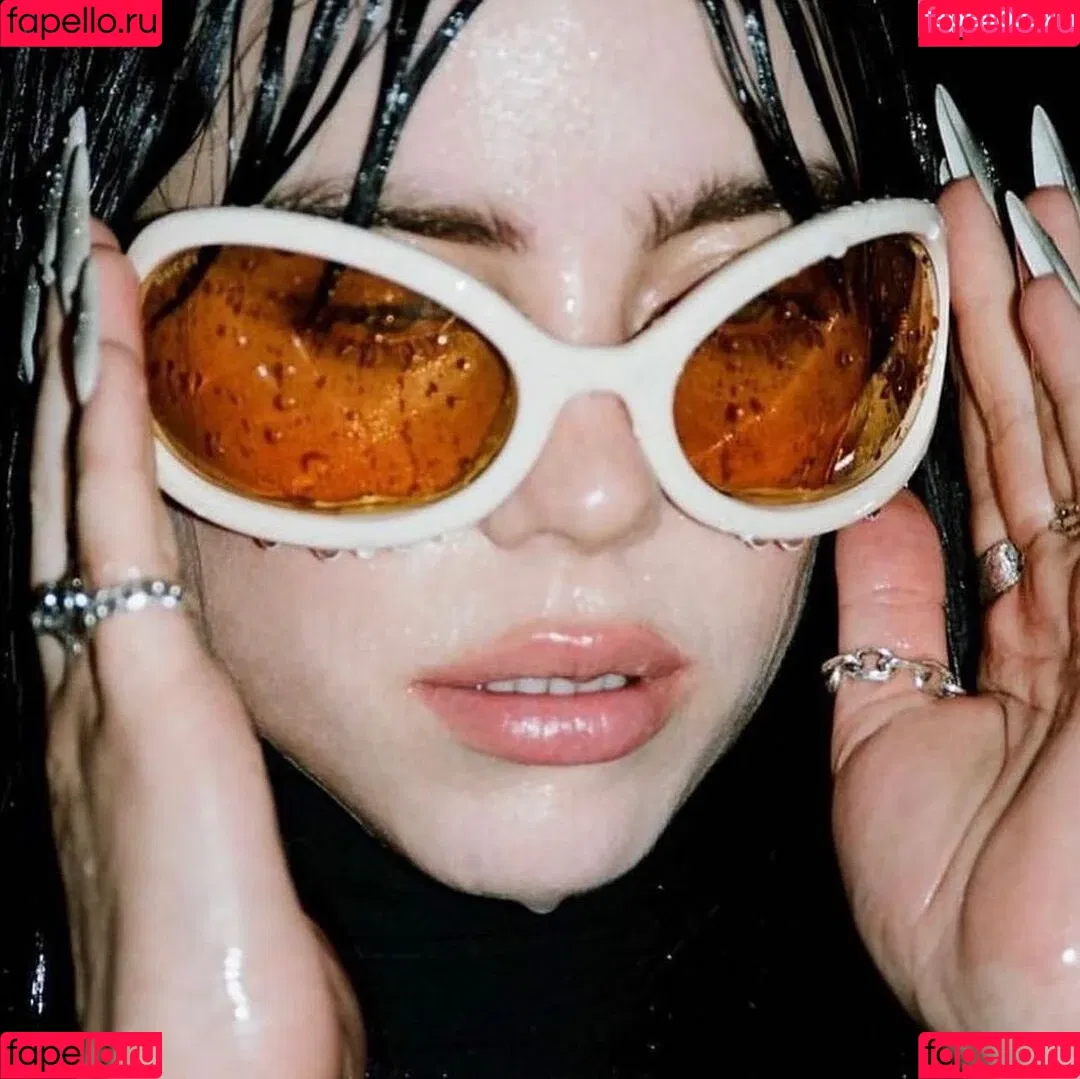 Billie Eilish / Fake / billeeilish / billieeilish Onlyfans Photo Gallery 