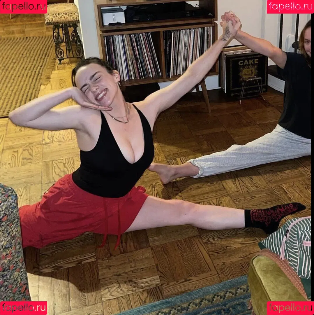 Billie Eilish / Fake / billeeilish / billieeilish Onlyfans Photo Gallery 