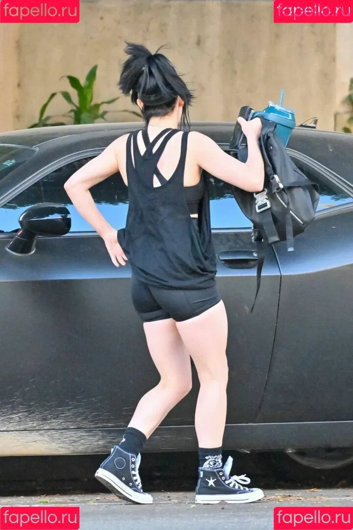 Billie Eilish / Fake / billeeilish / billieeilish Onlyfans Photo Gallery 