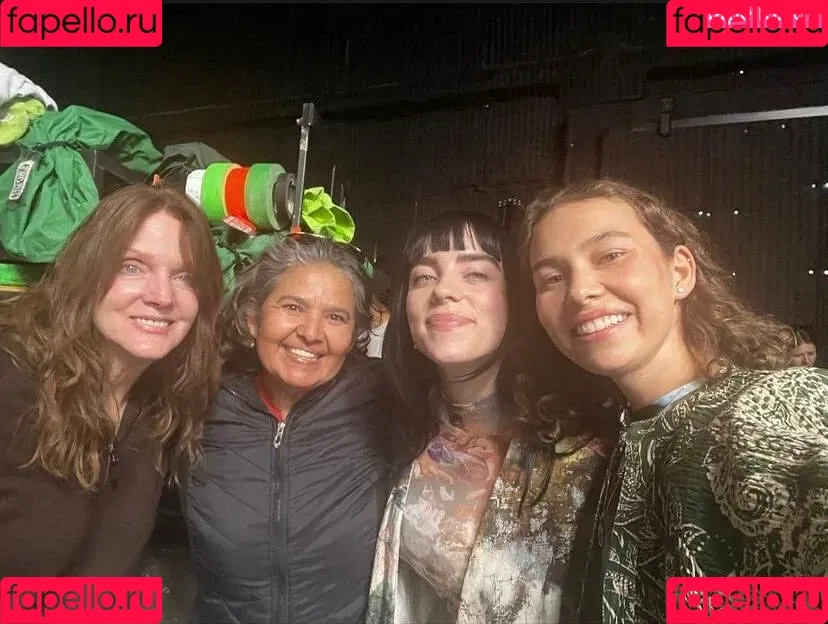 Billie Eilish / Fake / billeeilish / billieeilish Onlyfans Photo Gallery 