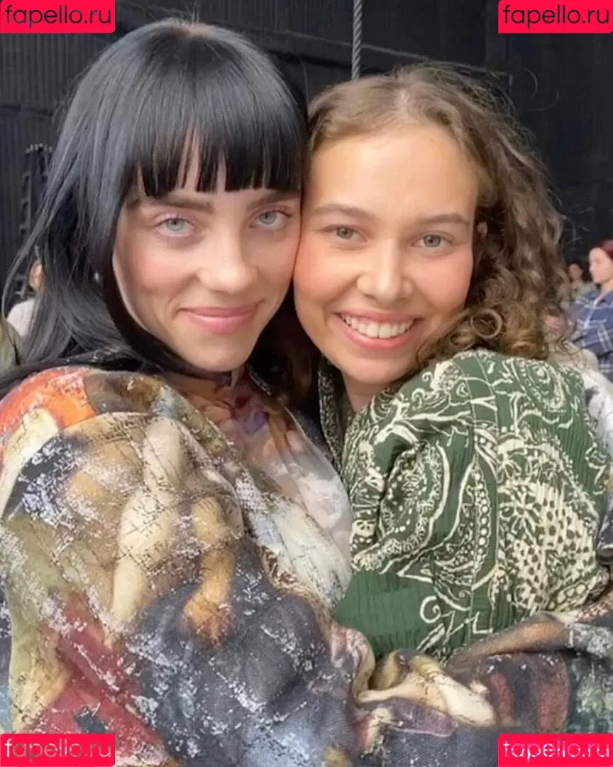 Billie Eilish / Fake / billeeilish / billieeilish Onlyfans Photo Gallery 