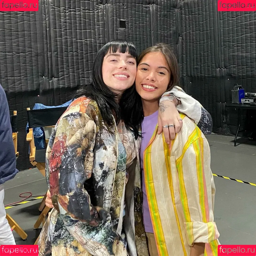Billie Eilish / Fake / billeeilish / billieeilish Onlyfans Photo Gallery 