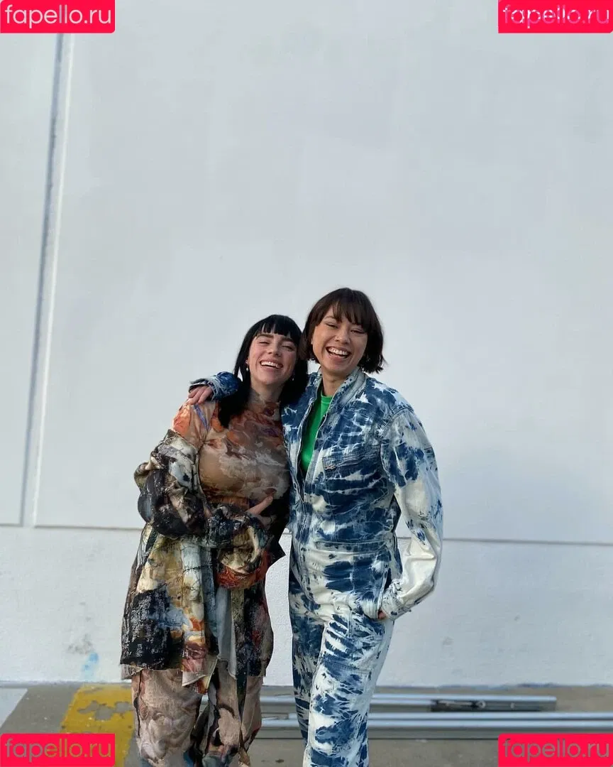 Billie Eilish / Fake / billeeilish / billieeilish Onlyfans Photo Gallery 